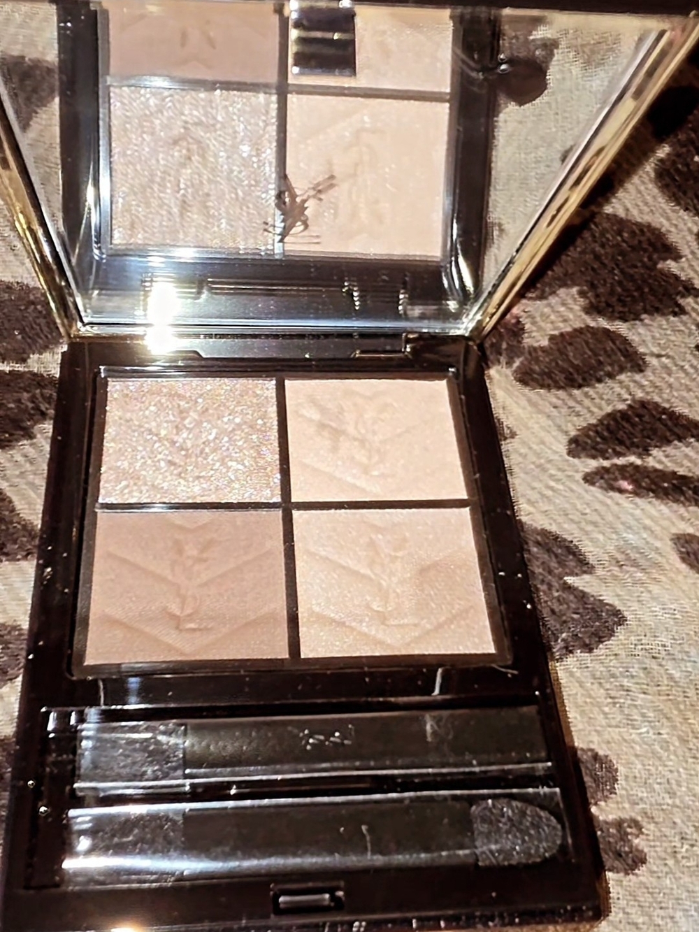 Yves Saint Laurent Champagne & Taupe Eyeshadow Quad